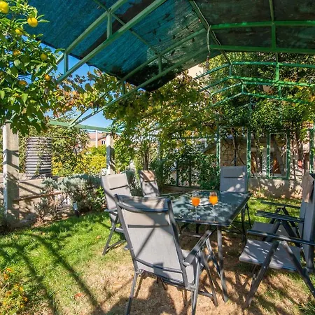 Appartamento One-bedroom In Gornji Karin