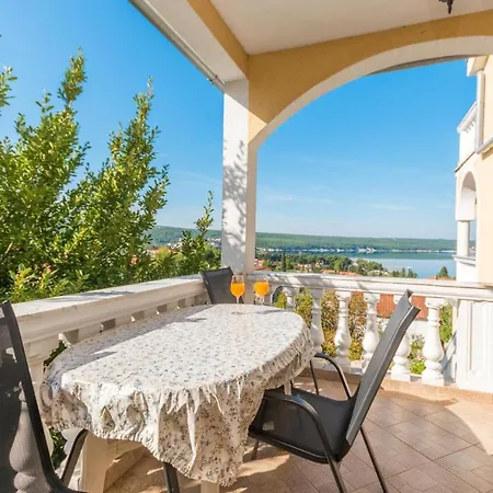 One-bedroom In *